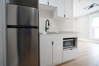 142 Dorchester St in Boston, MA - Building Photo - Building Photo