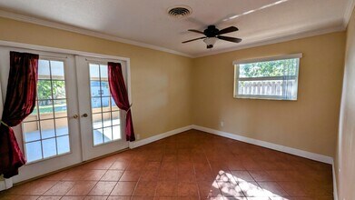 830 NW 10th Terrace in Stuart, FL - Building Photo - Building Photo