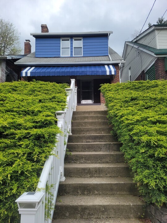 4309 Saline St in Pittsburgh, PA - Building Photo