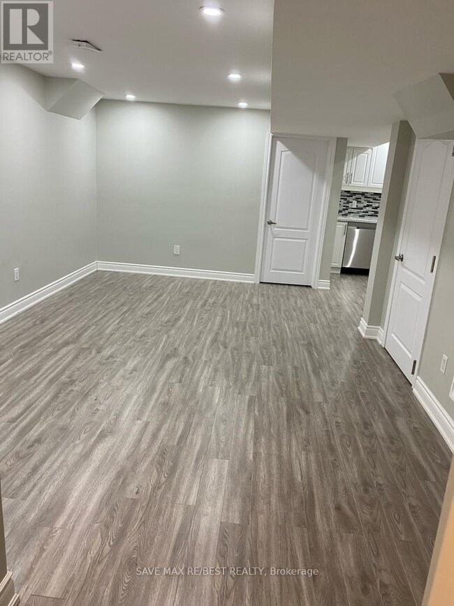 property at 20 Isle Royal Terrace