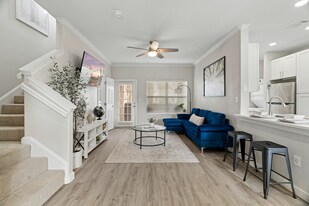 Iron Rock Ranch II in Austin, TX - Building Photo