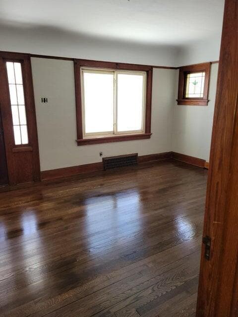 609 N 52nd St in Milwaukee, WI - Building Photo - Building Photo