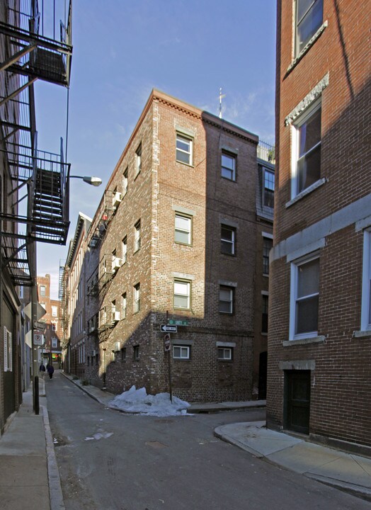 43 Tileston St in Boston, MA - Building Photo