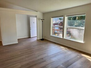 6414 Cady Rd in Everett, WA - Building Photo - Building Photo