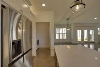 302 Red Bird Ln in Granbury, TX - Building Photo - Building Photo