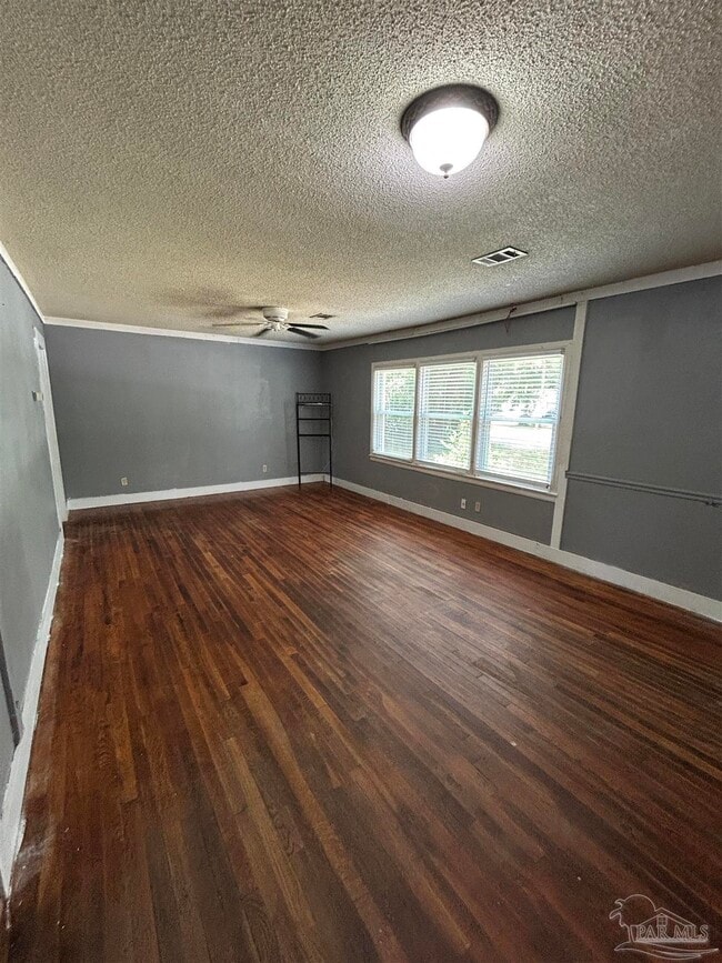 303 Ariola Ave in Pensacola, FL - Building Photo - Building Photo