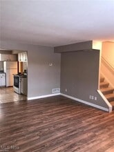 1614 Lee Terrace Dr in Wickliffe, OH - Building Photo - Building Photo