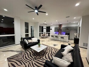 3415 Chihuahua Ave in Dallas, TX - Building Photo - Building Photo