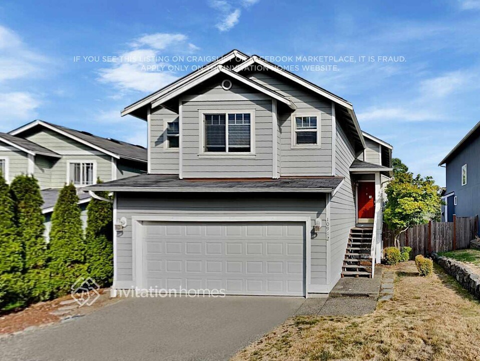10912 181st Ave Pl E in Bonney Lake, WA - Building Photo