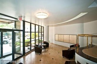 2141 I St NW, Unit 405 in Washington, DC - Building Photo - Building Photo