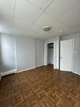 14 Sherman Ave, Unit 4 Second floor in Jersey City, NJ - Building Photo - Building Photo