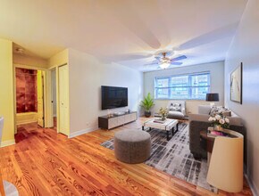 665 W Wrightwood Ave, Unit 3 in Chicago, IL - Building Photo - Building Photo