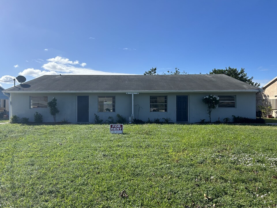 2813 Jefferson Pky in Fort Pierce, FL - Building Photo