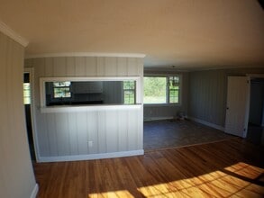 245 Hood Rd in Greenville, SC - Building Photo - Building Photo