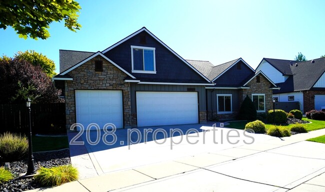 property at 1921 W Aspen Creek Dr