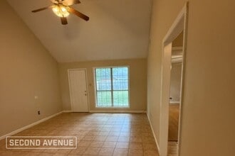 6922 Hillindale Dr in Memphis, TN - Building Photo - Building Photo