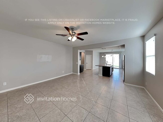 18634 W Townley Ave in Waddell, AZ - Foto de edificio - Building Photo