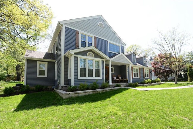 1306 S Geyer Rd in Kirkwood, MO - Building Photo - Building Photo