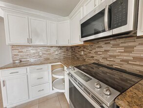 3806 Fieldcrest Dr in Killeen, TX - Building Photo - Building Photo