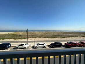 90 Winthrop Shore Dr in Winthrop, MA - Building Photo - Building Photo