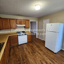 505 4th Ave SW in Gravette, AR - Building Photo - Building Photo