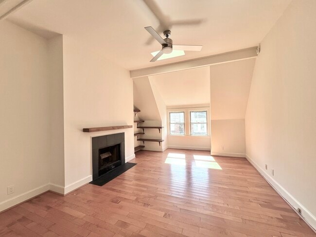 property at 1413 Hopkins St NW