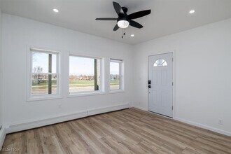 150 Lakeside Ave in Lorain, OH - Building Photo - Building Photo