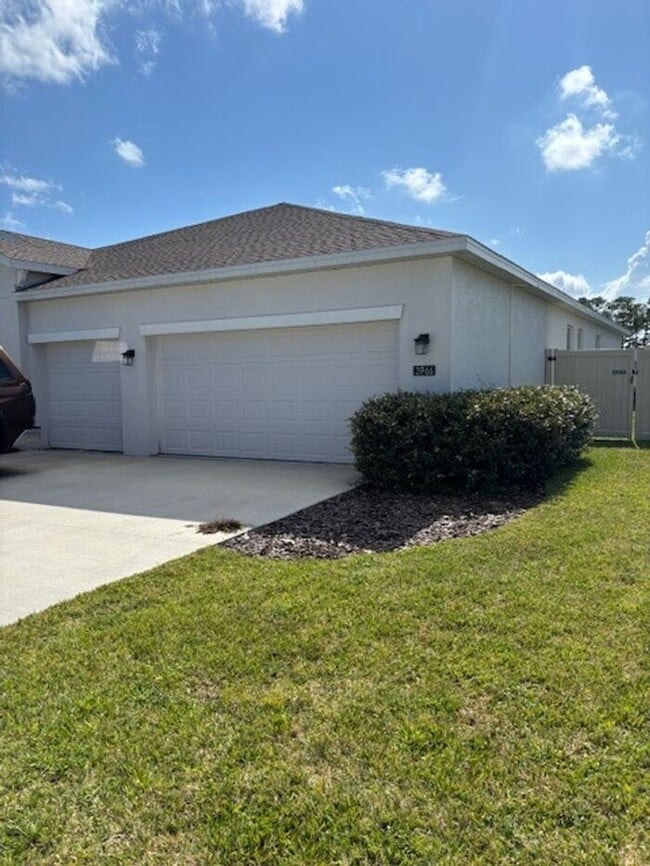 3966 Willow Brk Dr in Edgewater, FL - Building Photo - Building Photo