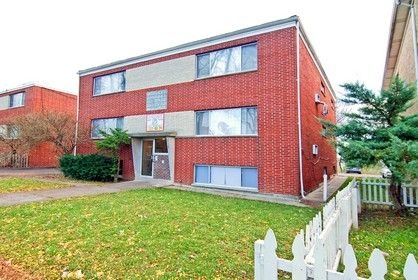 2117 Lorraine Ave in Waukegan, IL - Foto de edificio - Building Photo