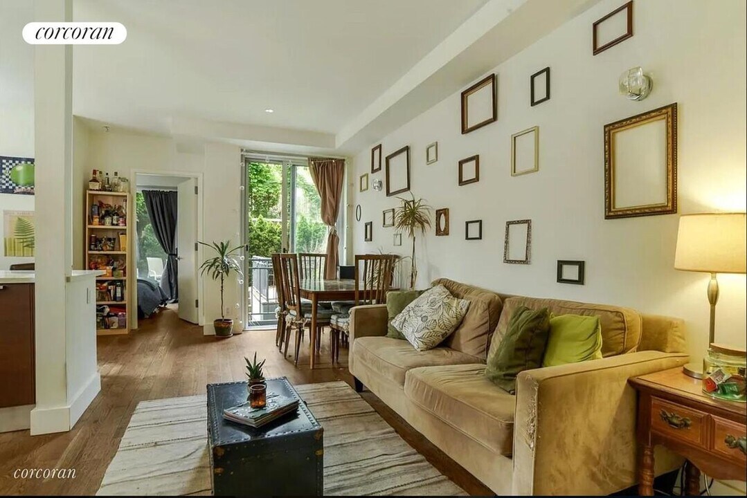 818 Dean St in Brooklyn, NY - Building Photo