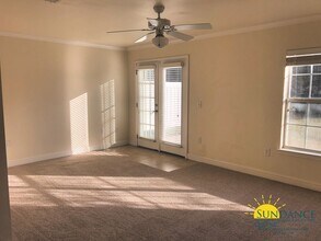 628 Wingspan Way in Crestview, FL - Building Photo - Building Photo