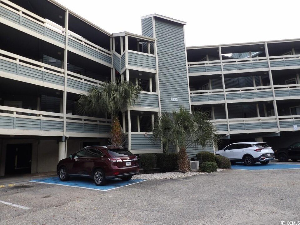 1101 Possum Trot Rd in North Myrtle Beach, SC - Foto de edificio