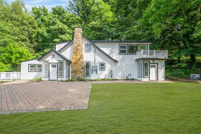 property at 390 E Main St