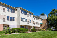 Waterford Square in Waterford, MI - Foto de edificio - Building Photo