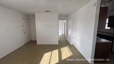 639 S Crosby St in Crosbyton, TX - Foto de edificio - Building Photo