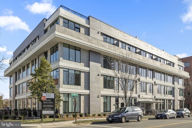 801 N Fairfax St-Unit -310 in Alexandria, VA - Building Photo - Building Photo