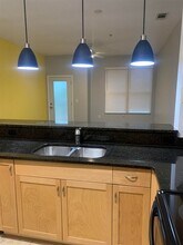 870 Mayson Turner Rd NW in Atlanta, GA - Building Photo - Building Photo