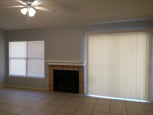 2506 corian glen dr in San Antonio, TX - Foto de edificio - Building Photo