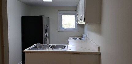 2111 Lusters Gate Rd, Unit B in Blacksburg, VA - Foto de edificio - Building Photo