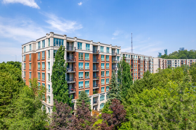 Hillside Ravines I in Toronto, ON - Building Photo - Building Photo