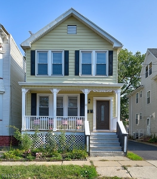 21 Wheeler St in Montclair, NJ - Building Photo - Building Photo