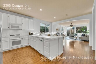 2305 Canary Dr in Rocklin, CA - Building Photo - Building Photo