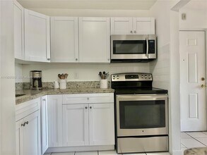 8311 SW 142nd Ave in Miami, FL - Building Photo - Building Photo