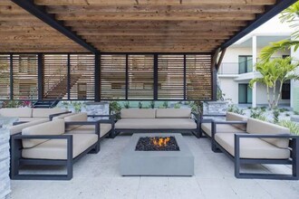 115 S Lois Ave in Tampa, FL - Building Photo - Building Photo