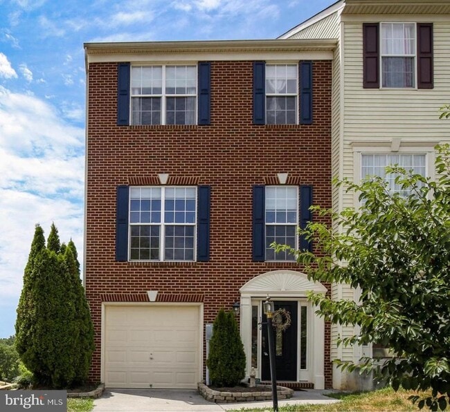 property at 194 Oxbow Dr