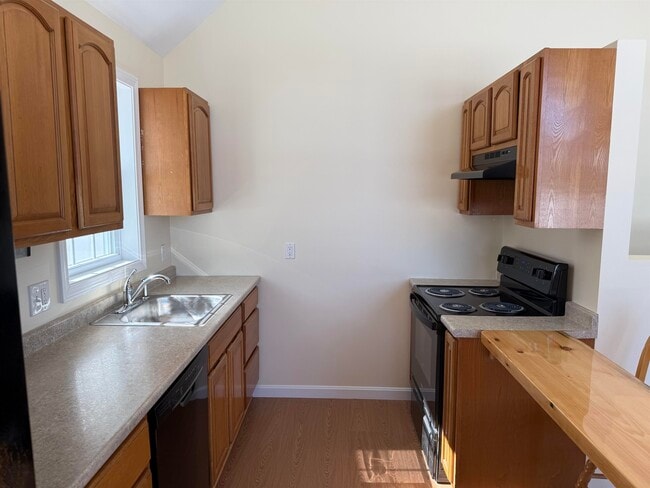 276 Fremont Rd in Chester, NH - Building Photo - Building Photo