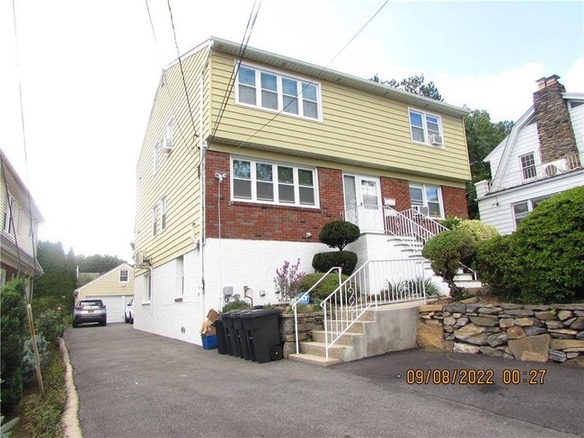 property at 279 Mile Square Rd