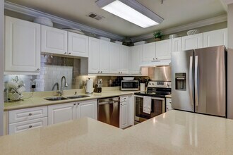 30 Paddle Boat Ln, Unit Brighton Bay Condo in Hilton Head Island, SC - Building Photo - Building Photo
