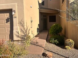 11022 N Indigo Dr in Fountain Hills, AZ - Building Photo