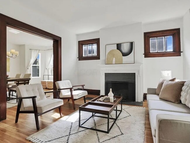 property at 255 E Kelso Rd